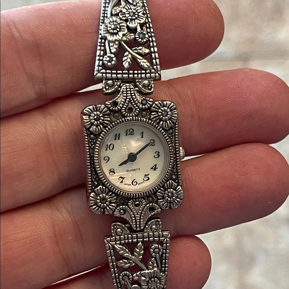 Elegant Vintage Marcasite Silver Women's Watch!!! New battery